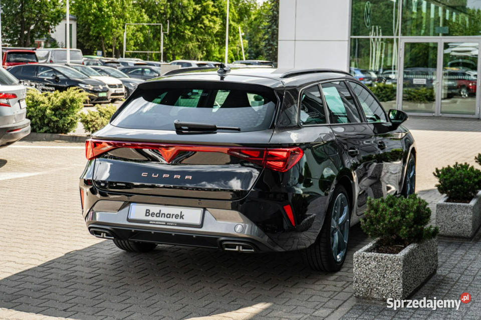 Cupra Leon Sportstourer 15 eTSI 150 DSG Dostępny 4/5 łódzkie Łódź