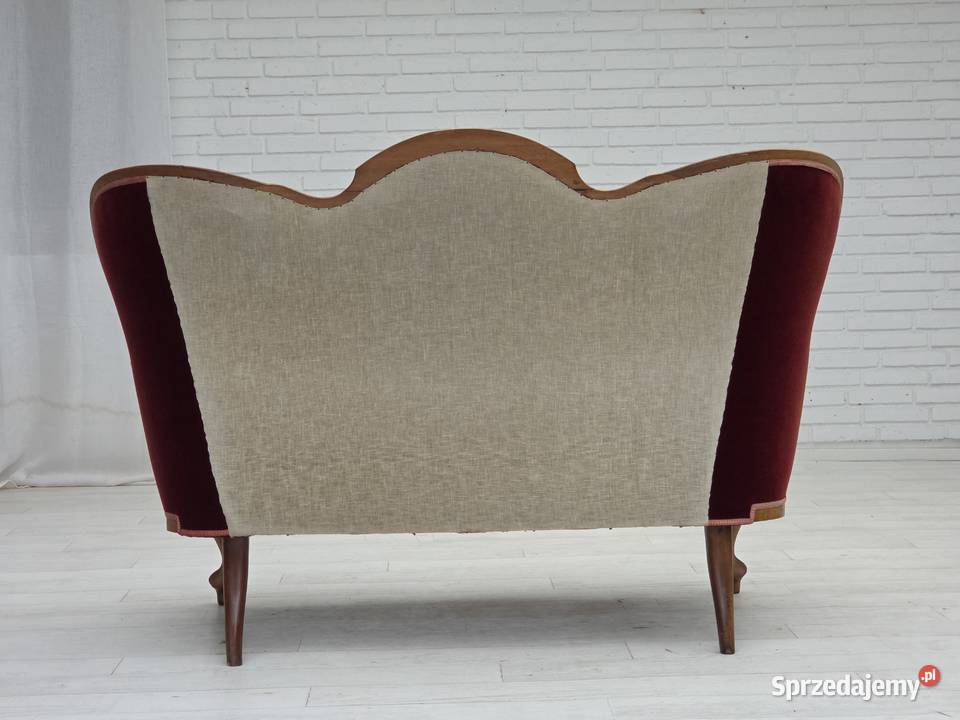 Lata 2030 XX wieku Duńska sofa dwuosobowa welur wielkopolskie