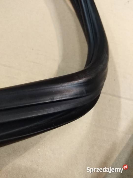 Fiat 125p fabrycznie nowa uszczelka szyby Chodzież sprzedam