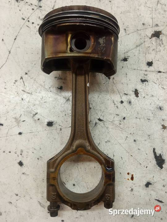 TŁOK KORBOWÓD 79L99 16 16V Opel Astra IV 2009