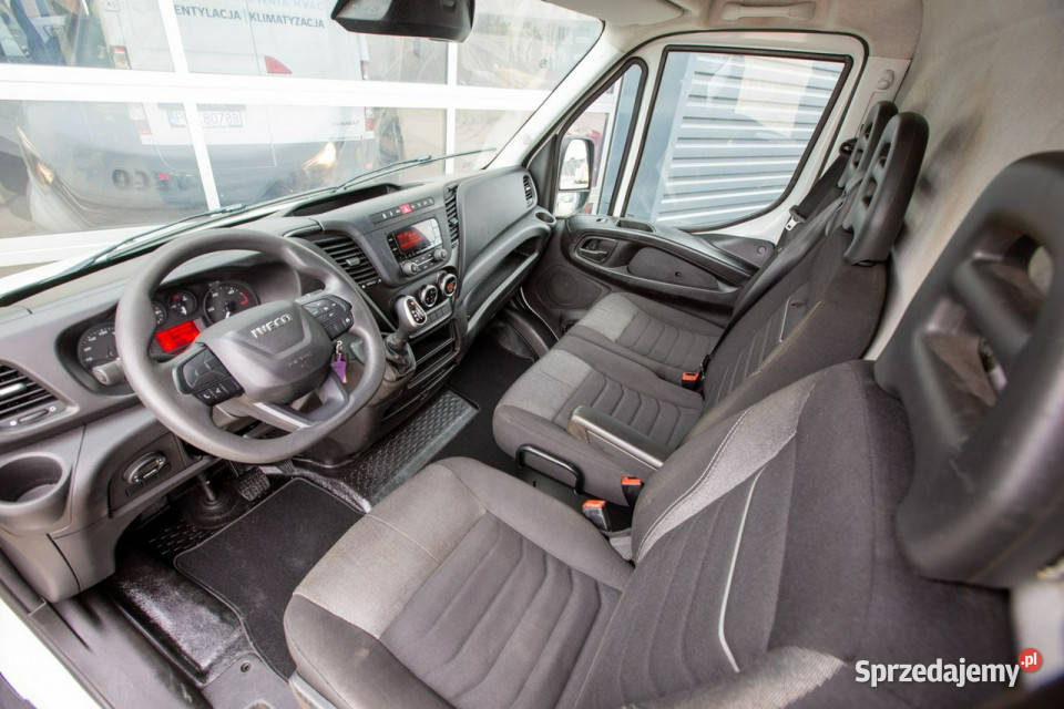 Iveco Daily L3H2 35S14 Automat ŚREDNI Hak 3500 automatyczna wielkopolskie sprzedam