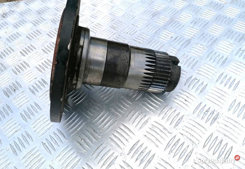 Czop piasty Massey Ferguson 8170827082809240 APL Massey Ferguson Zajęczniki sprzedam