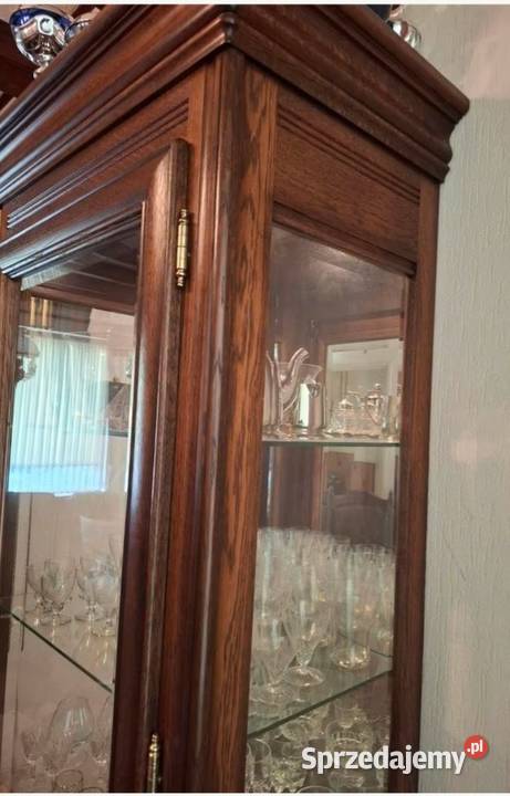 Witryna dębowa z szufladami lustrem Zamość