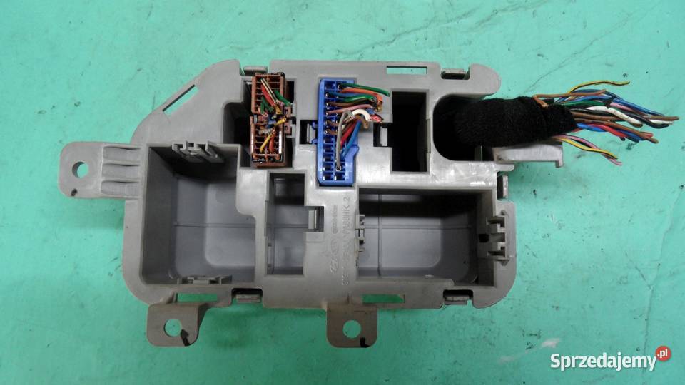 SANTA FE II 22 CRDI 09r skrzynka bezpieczników