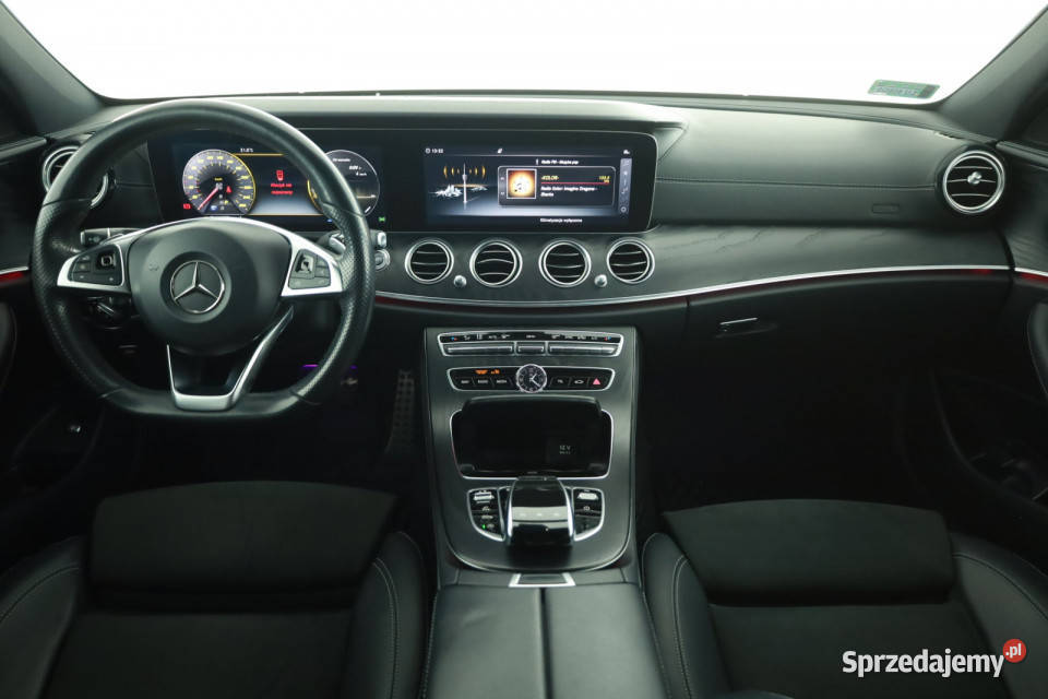 Mercedes E E 220 d 4MATIC automatyczna Samochody osobowe mazowieckie Piaseczno