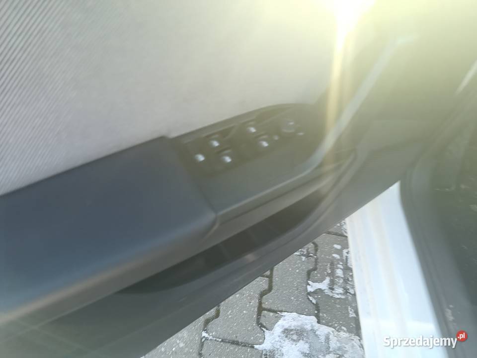 Seat Leon sportstourer salon Polska niski Wołoskowola