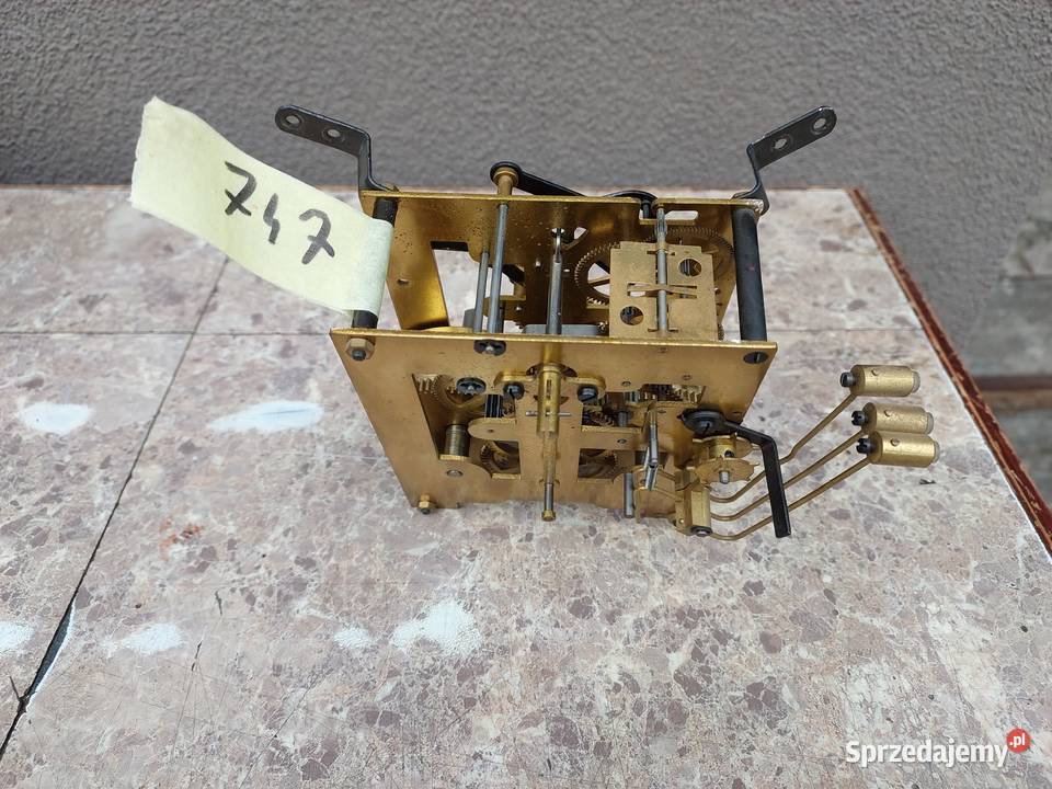 747 Mechanizm starego zegara ściennego Kieninger