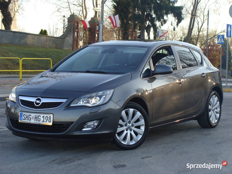 Opel Astra 14 Turbo benzyna 140 sprowadzony nieuszkodzony mazowieckie sprzedam