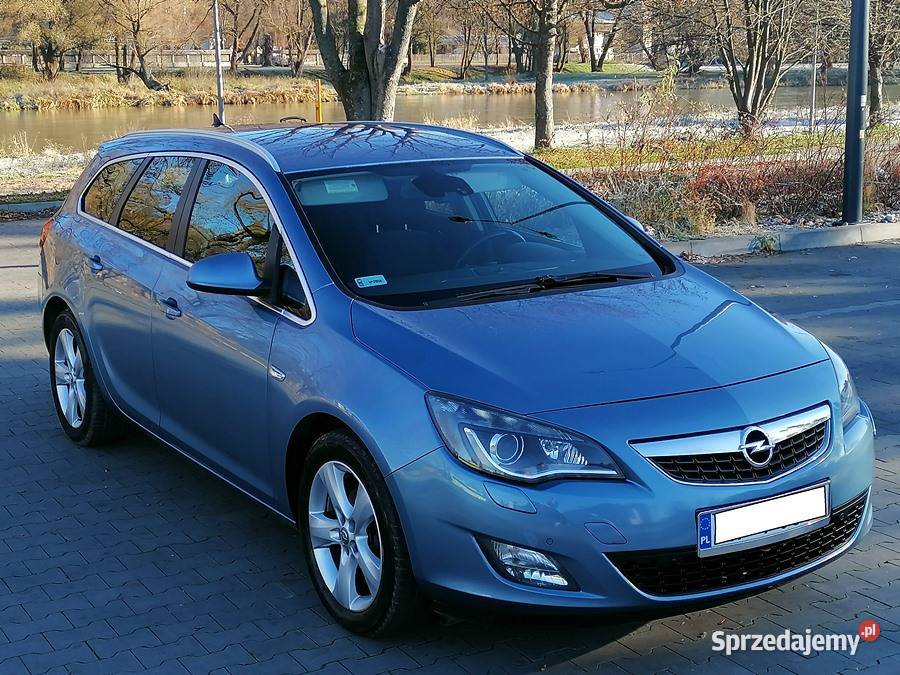 Opel Astra J Benzyna COSMO 14 Turbo GAZ 2010 Astra Sanok