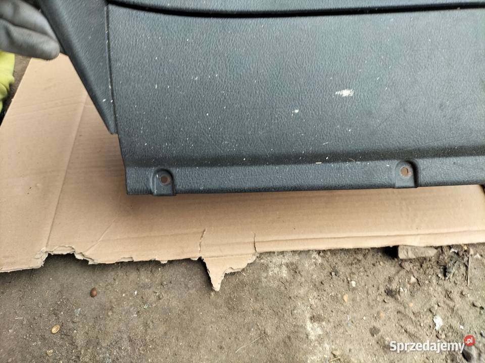 GOLF 4 MK4 SCHOWEK PASAŻERA Kamień-Kolonia