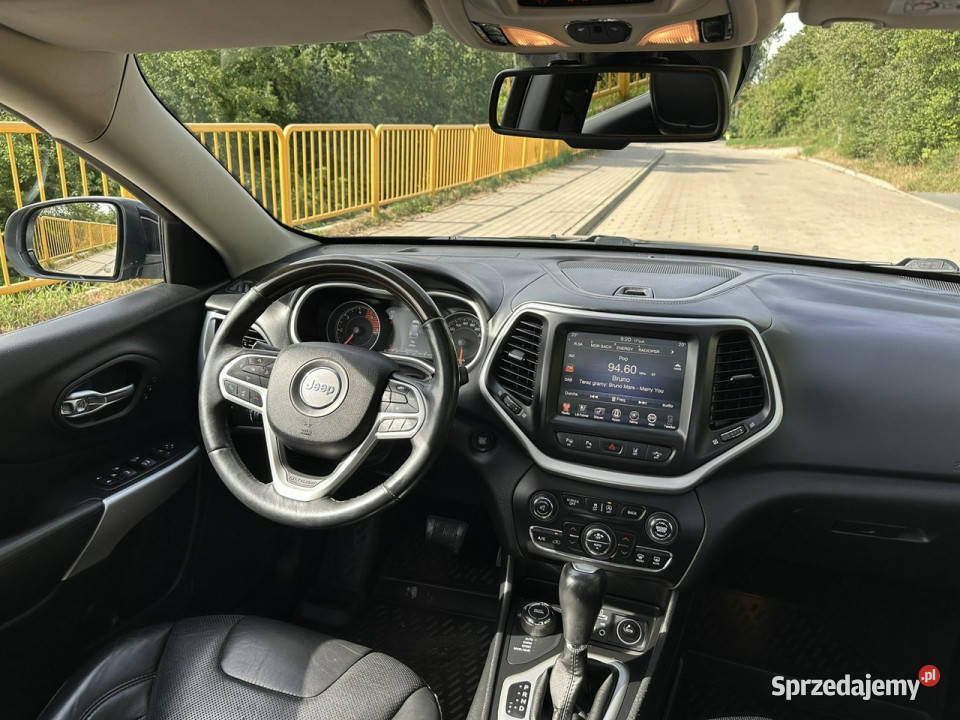 Jeep Cherokee Jeep Cherokee 22 CRD 200 OVERLAND nawigacja Gostyń sprzedam