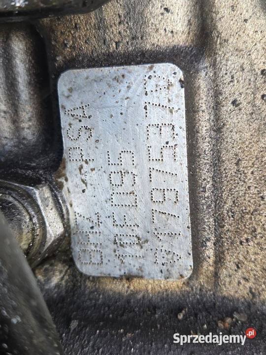 Silnik kompletny Peugeot 206 14 Hdi 8HZ 10FD95