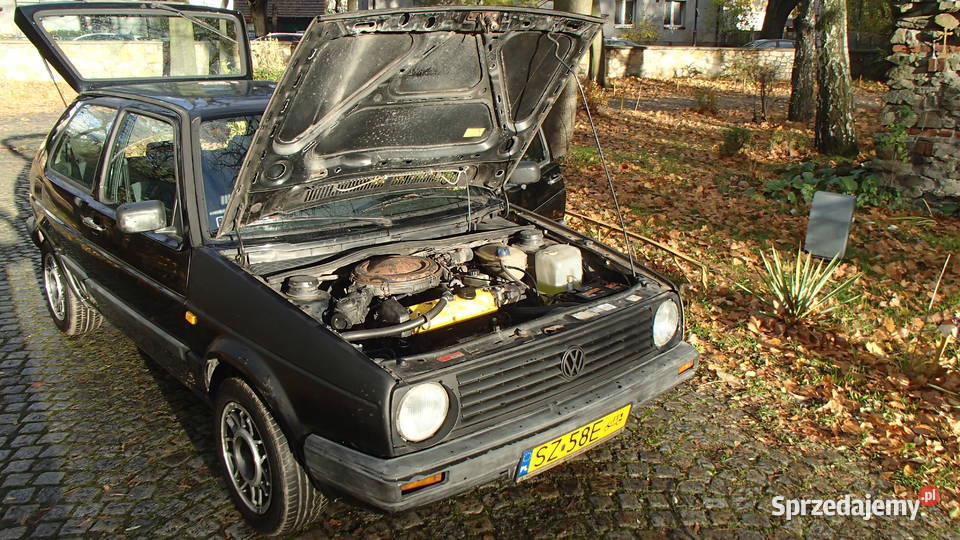 Volkswagen Golf II Boston na żółtej MK2 gaz Katowice