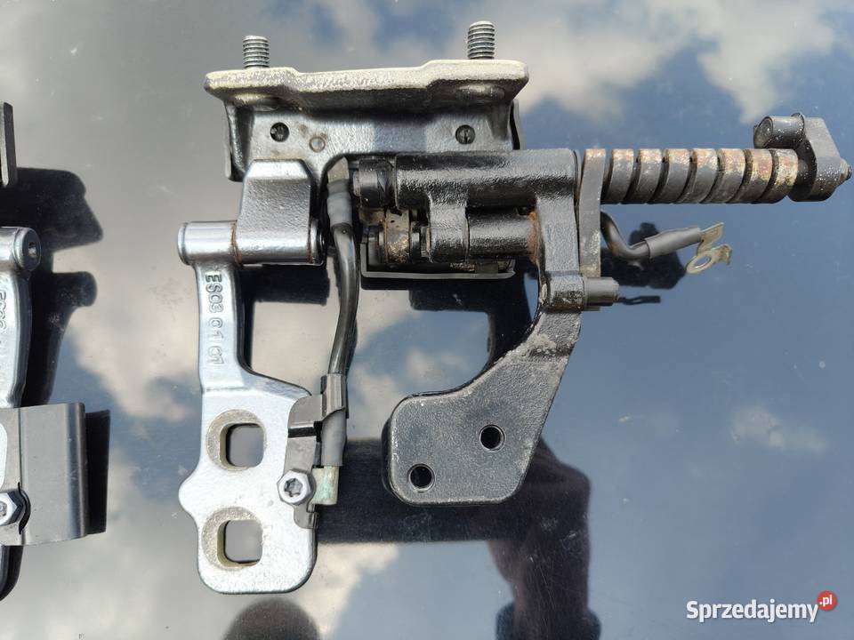 Bmw e46 kombi zawiasy klapy tylnej prawy lewy