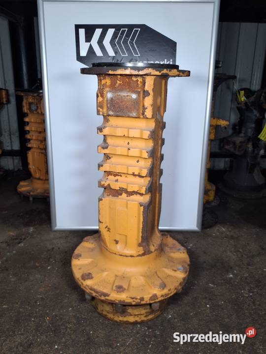 Obudowa mostu tylnego lewa Case 580LE 580LSP