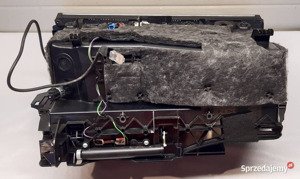 SCHOWEK PASAŻERA MERCEDES W204 A2046800091