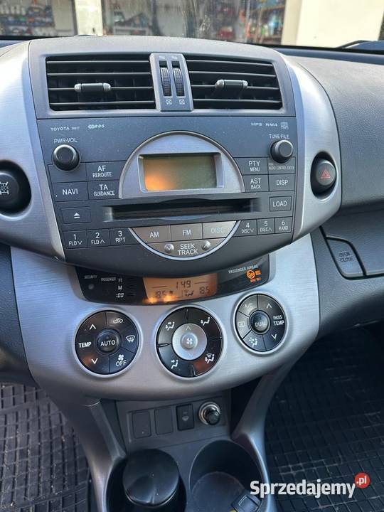 Rav4 Salon Polska Serwis ASO do końca 4x4 klima CD