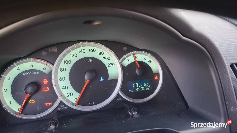 Toyota corolla verso 7 osobowa sprzedam