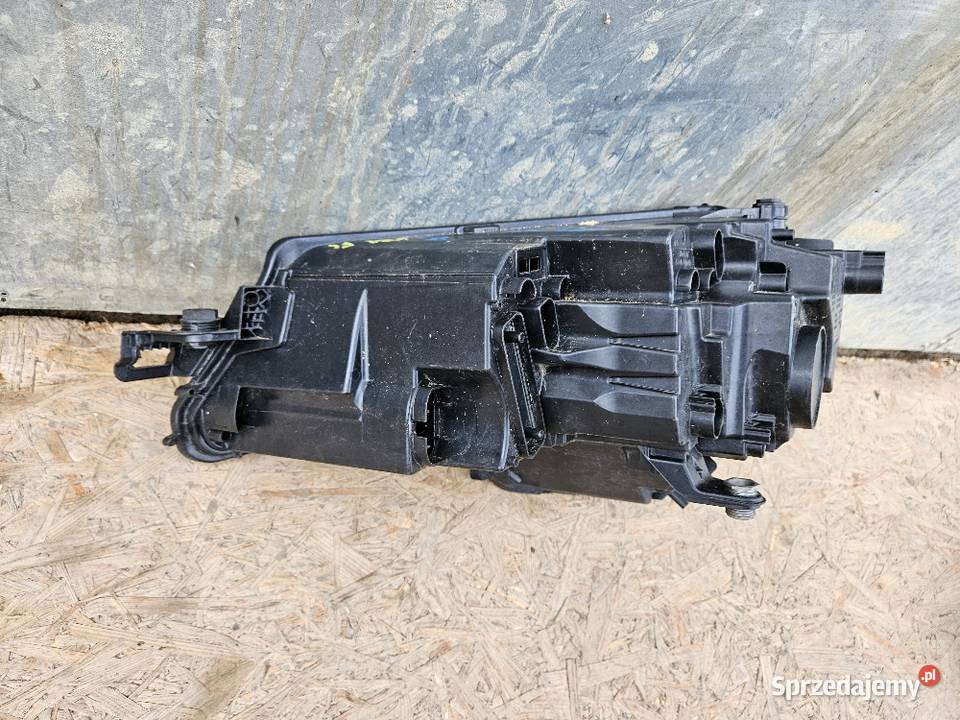 SKODA KAROQ PUSZKA LAMPY PRAWA PRZÓD FULL LED Międzychód