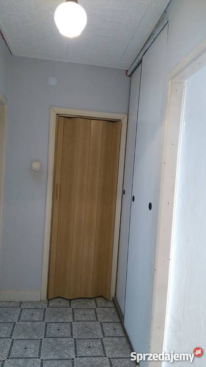 sprzedam mieszkanie dwupokojowe w bloku w Chorzele