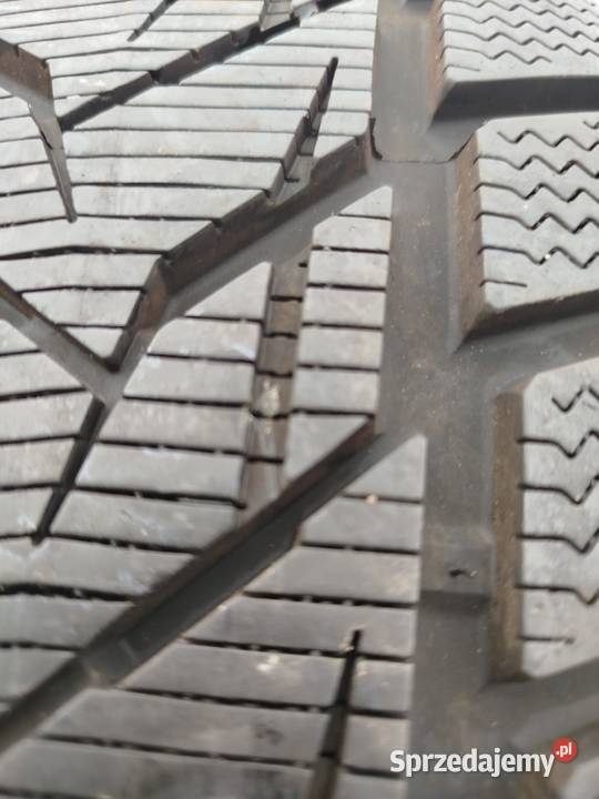 S183 Opony uzywane Zimowe 2156017 Vredestein 215 śląskie Bąków