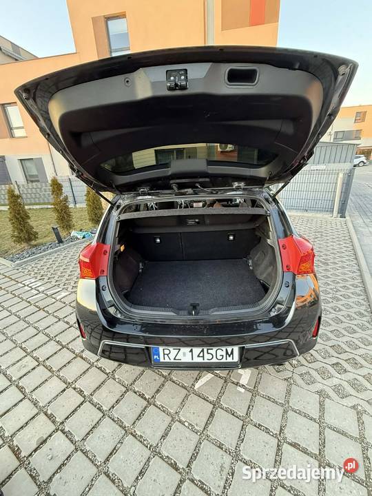 Toyota Auris 16 benzyna gaz salon Polska 1600cm3 Auris Rzeszów