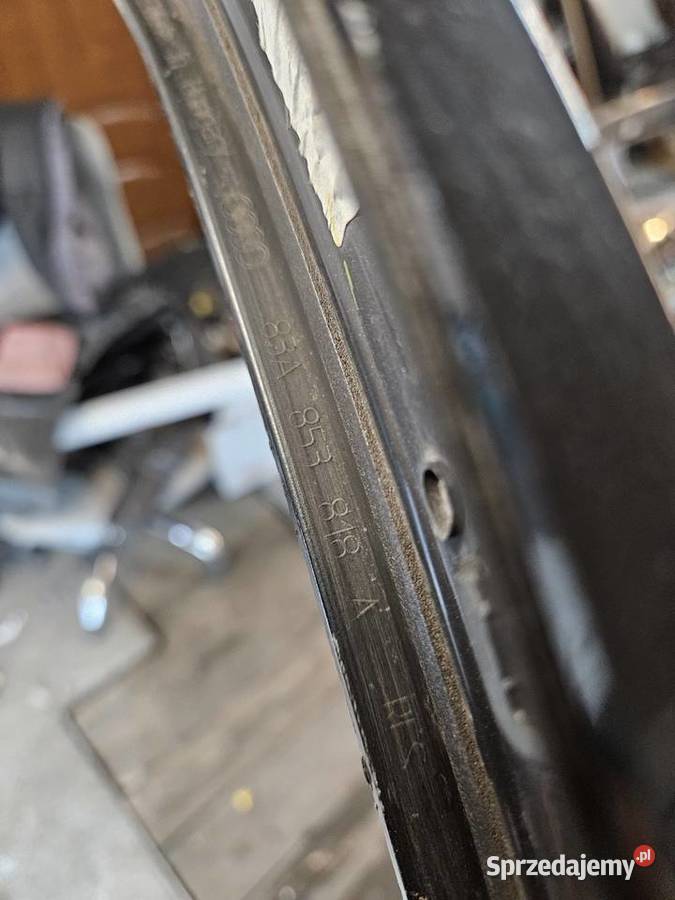 AUDI Q3 II 83A LISTWA BŁOTNIKA LEWY TYŁ LEWA osobowe