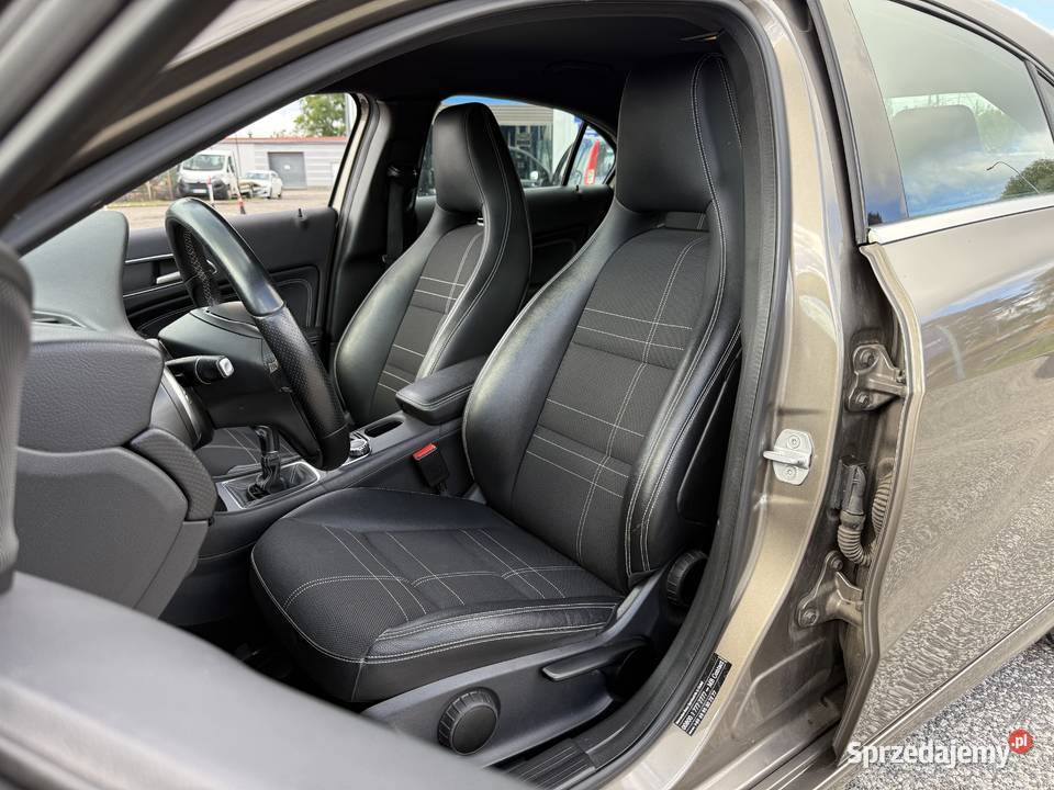 Mercedes A 16 BENZYNA Klimatronik Nawigacja Ledy poduszka powietrzna Konin
