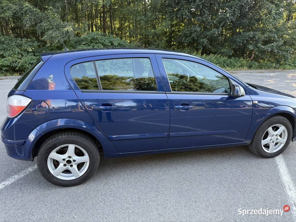 Astra H 17 Cdti 2005 260k niebieski