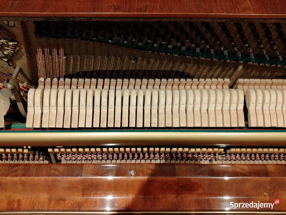 Pianino Legnica poprzedni wiek Opole