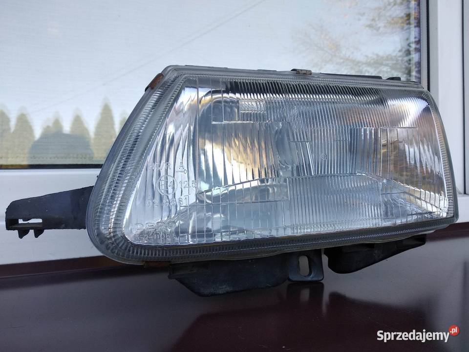 Citroen Saxo lampa przednia lewa reflektor przód Sieradz
