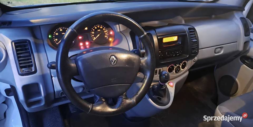 Renault Traff II 20dCi 115 6 osobowy diesel Białystok