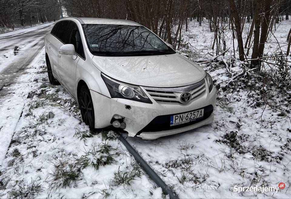 Sprzedam Toyota Avensis 18 2013 automat elektryczne szyby