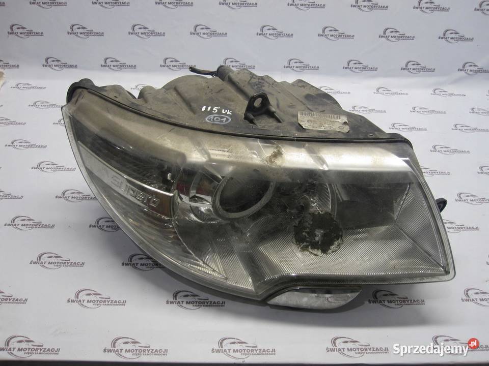 SKODA SUPERB II 11r lampa prawy przód 3T2941016C