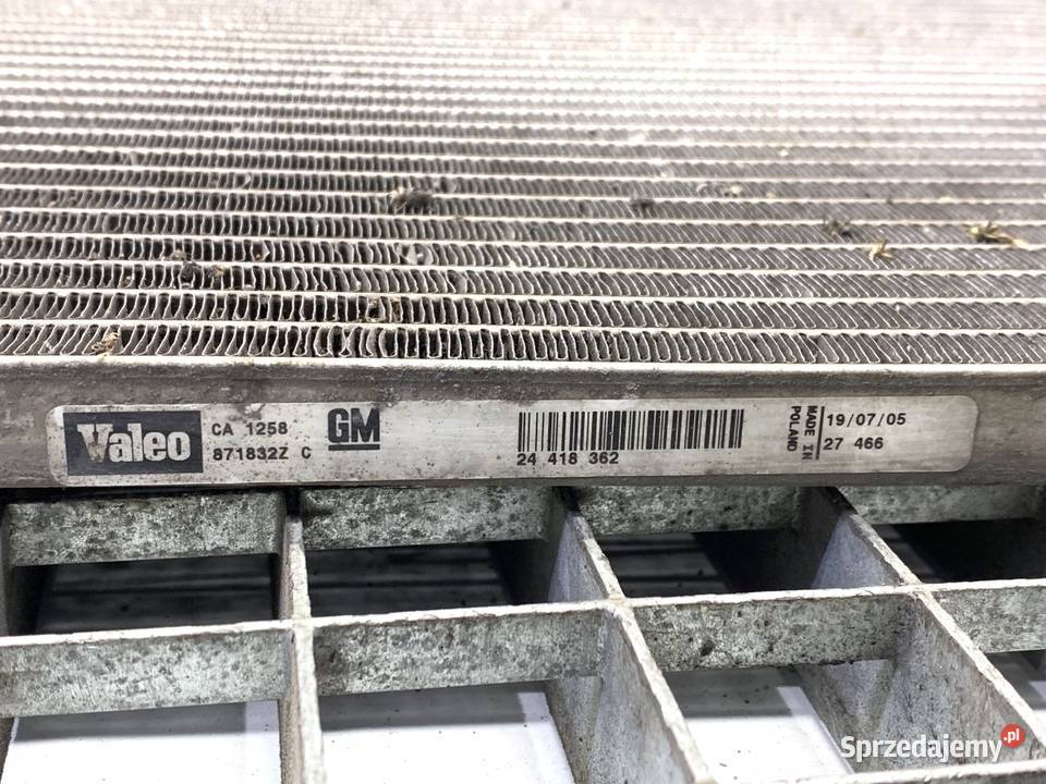 CHŁODNICA KLIMATYZACJI OPEL VECTRA C 22 155 osobowe