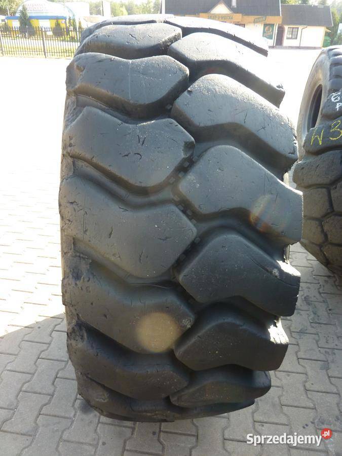 Opona używana przemysłowa 235R25 BRIDGESTONE podlaskie Zaścianki sprzedam