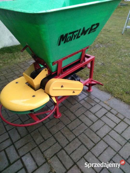 Rozsiewacz MOTYL Pom 400 Piaskarka Solarka Bratoszewice