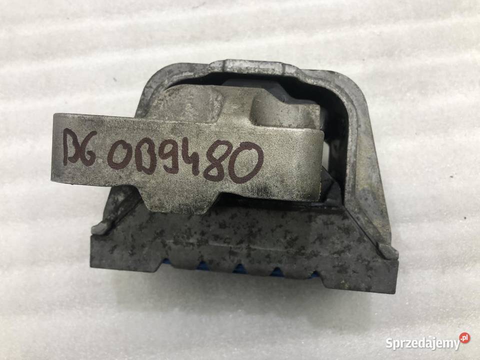 ŁAPA PODUSZKA SILNIKA VW PASSAT B6 14 1K0199252