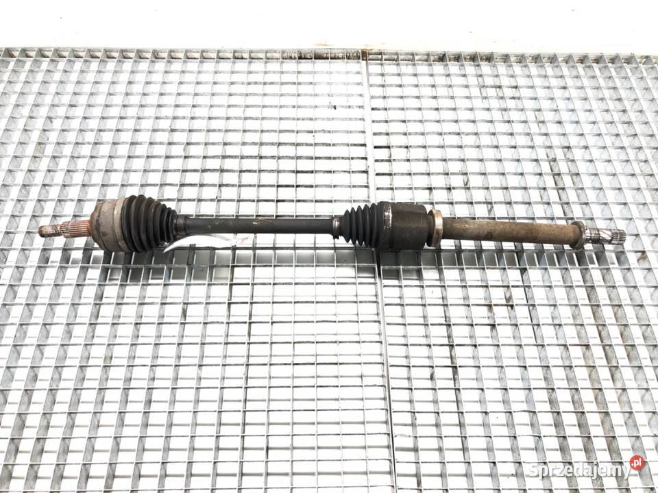 PÓŁOŚ PRAWY PRZÓD RENAULT MEGANE III 15 110 0815