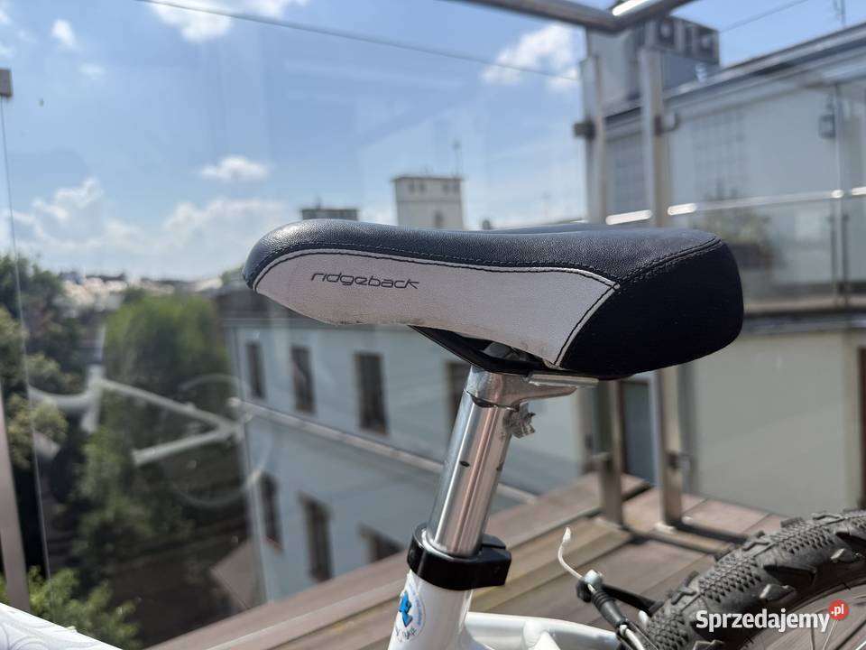 Biały rower dziecięcy aluminiowy lekki Kraków