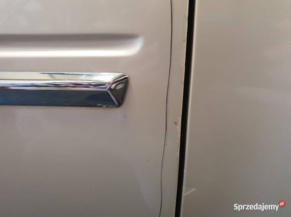 DRZWI LEWE TYŁ CADILLAC ESCALADE ESV osobowe Lipno