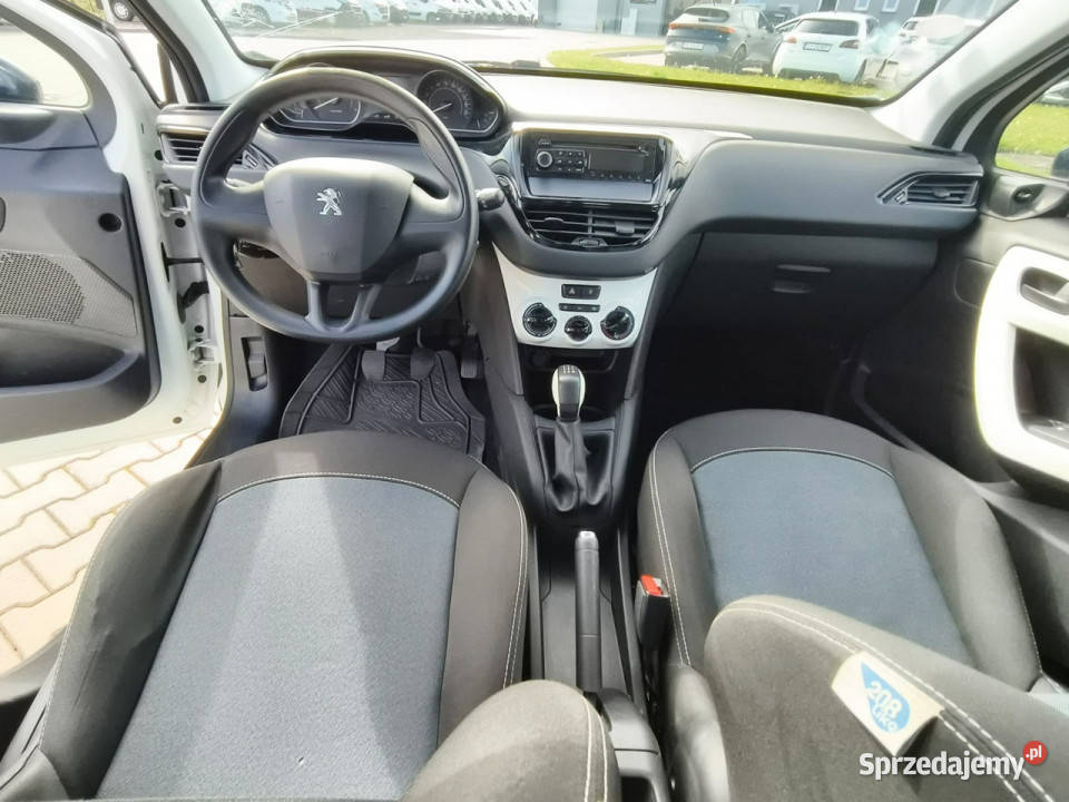 Peugeot 208 wersja like 10 benzyna 72 sprzedam