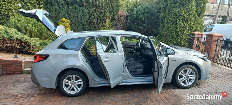 Toyota Corolla Rezerwacja Comfort eCVT 18 szary Gdańsk