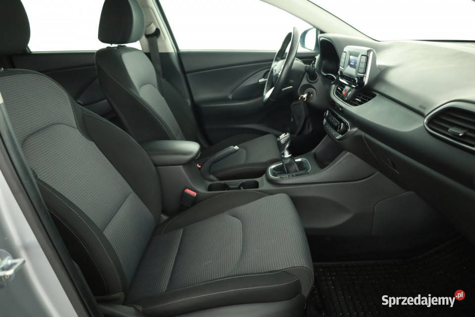 Hyundai i30 10 TGDI radio Piaseczno