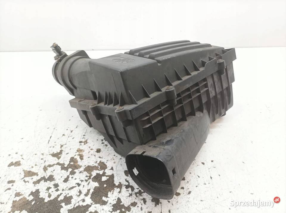 OBUDOWA FILTRA POWIETRZA 20 TSI Skoda Superb II