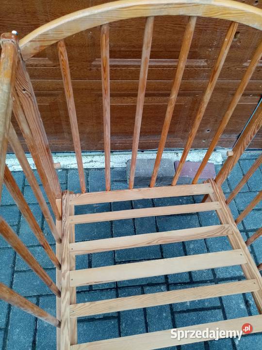 Łóżeczko drewniane z materacem Krasnystaw sprzedam