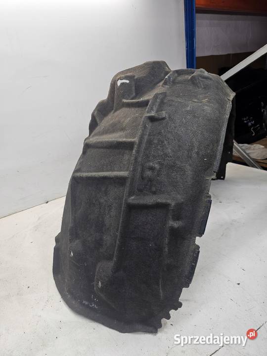 NADKOLE PRAWY PRZÓD AUDI A4 B9 8W0821172 Przystajń