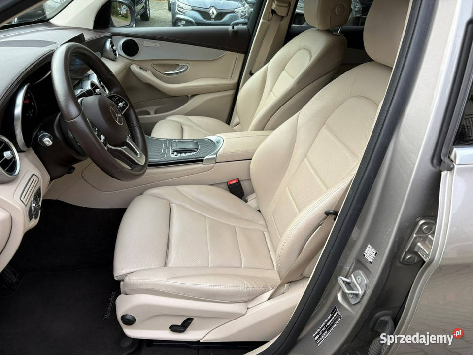 Mercedes GLC 200 Coupe Beżowe skóry Kamera Lipówki