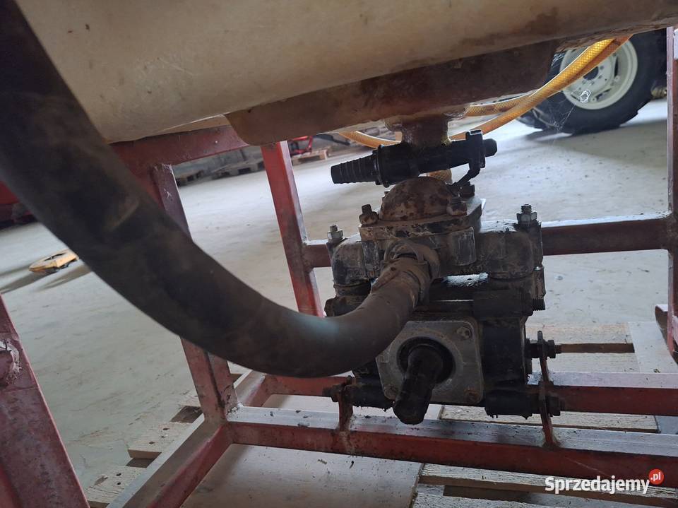 Opryskiwacz herbicydowy sadowniczy zawieszany Suchodoły