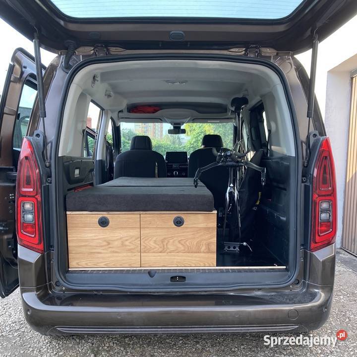 Zabudowa turystyczna kempingowa wyprawowa Opel Bydgoszcz